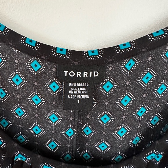 Torrid tank blouse - Picture 3 of 3
